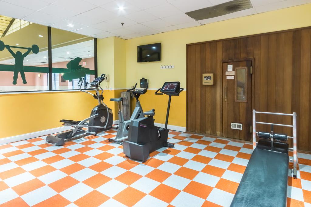 Clarion Hotel Somerset - New Brunswick المظهر الخارجي الصورة