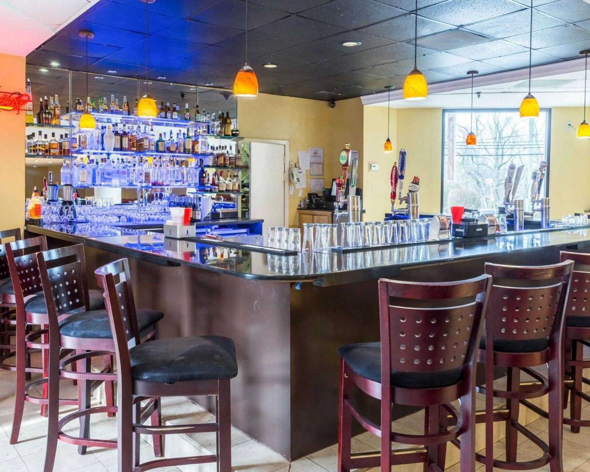 Clarion Hotel Somerset - New Brunswick المظهر الخارجي الصورة