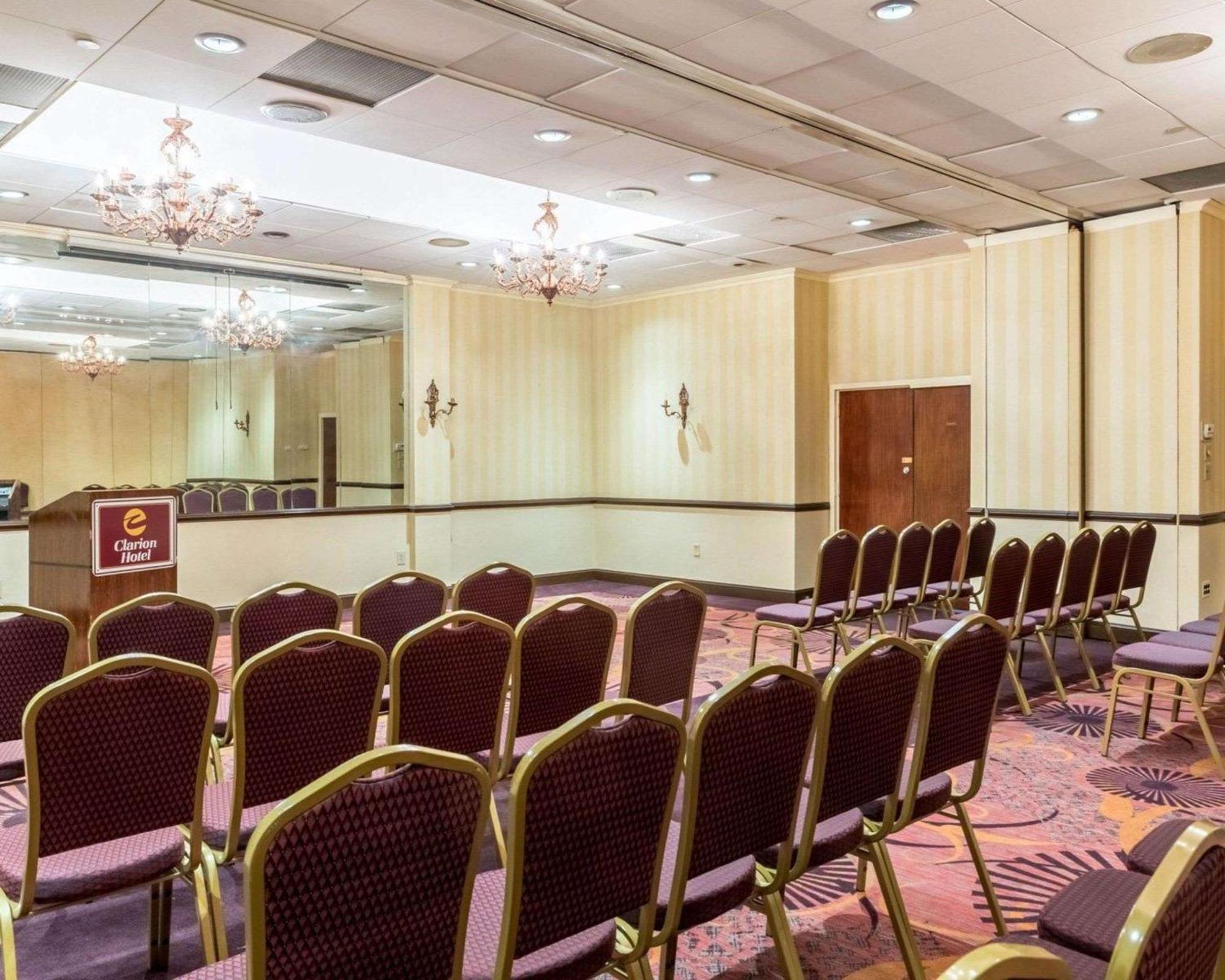 Clarion Hotel Somerset - New Brunswick المظهر الخارجي الصورة