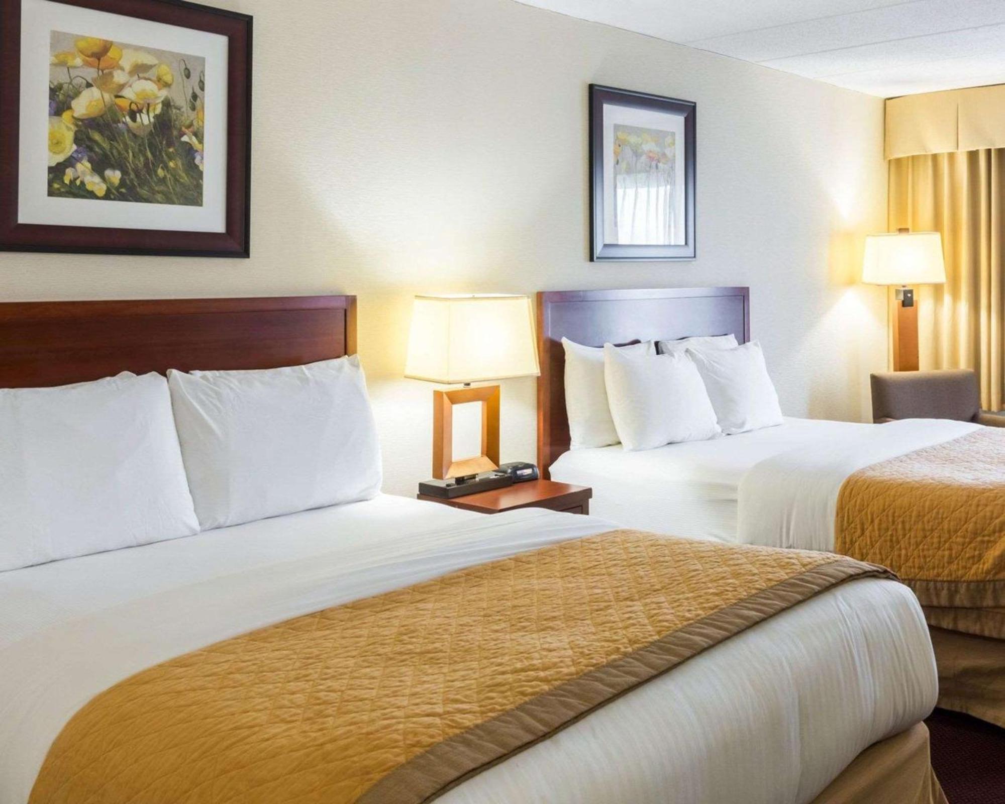 Clarion Hotel Somerset - New Brunswick المظهر الخارجي الصورة