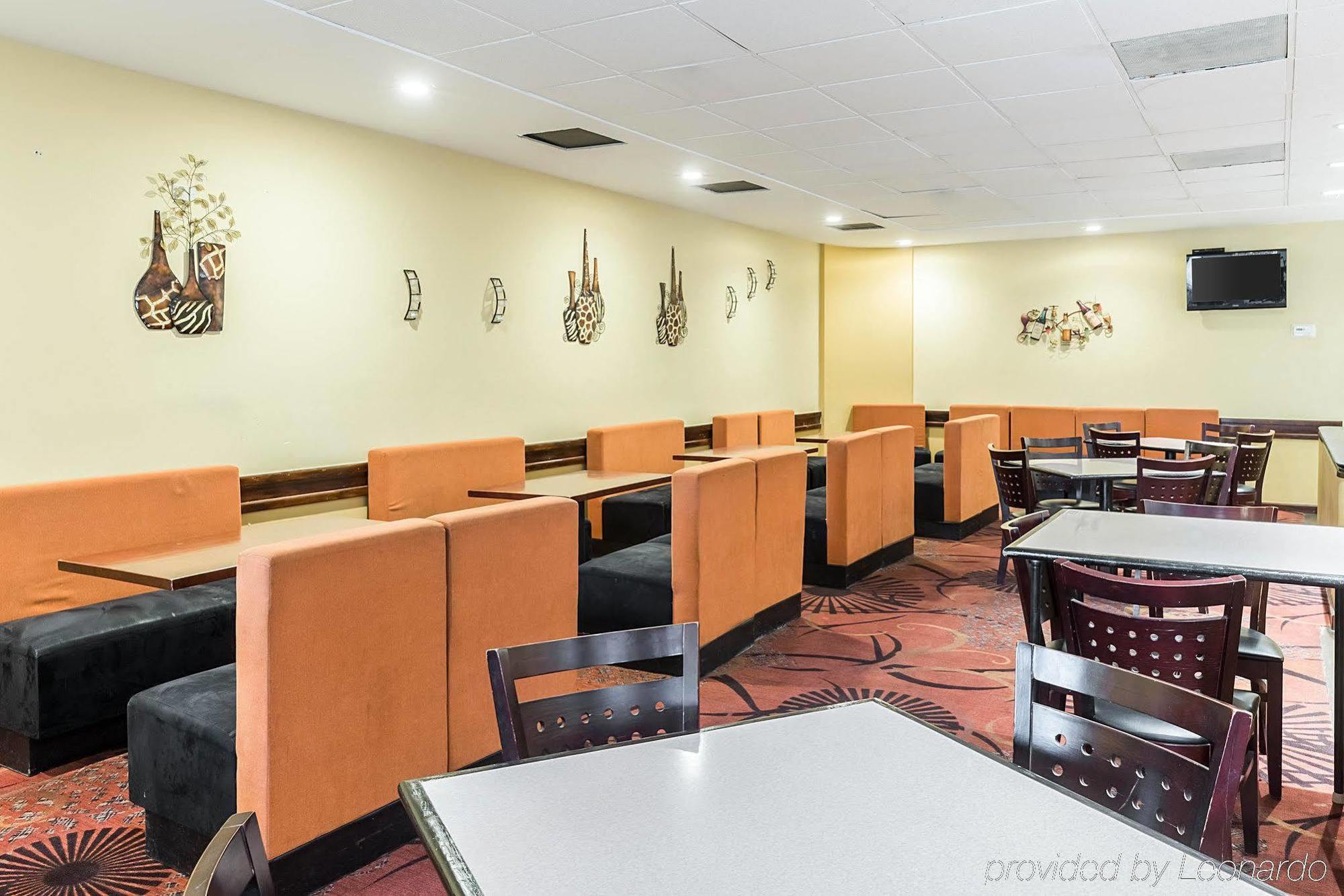 Clarion Hotel Somerset - New Brunswick المظهر الخارجي الصورة